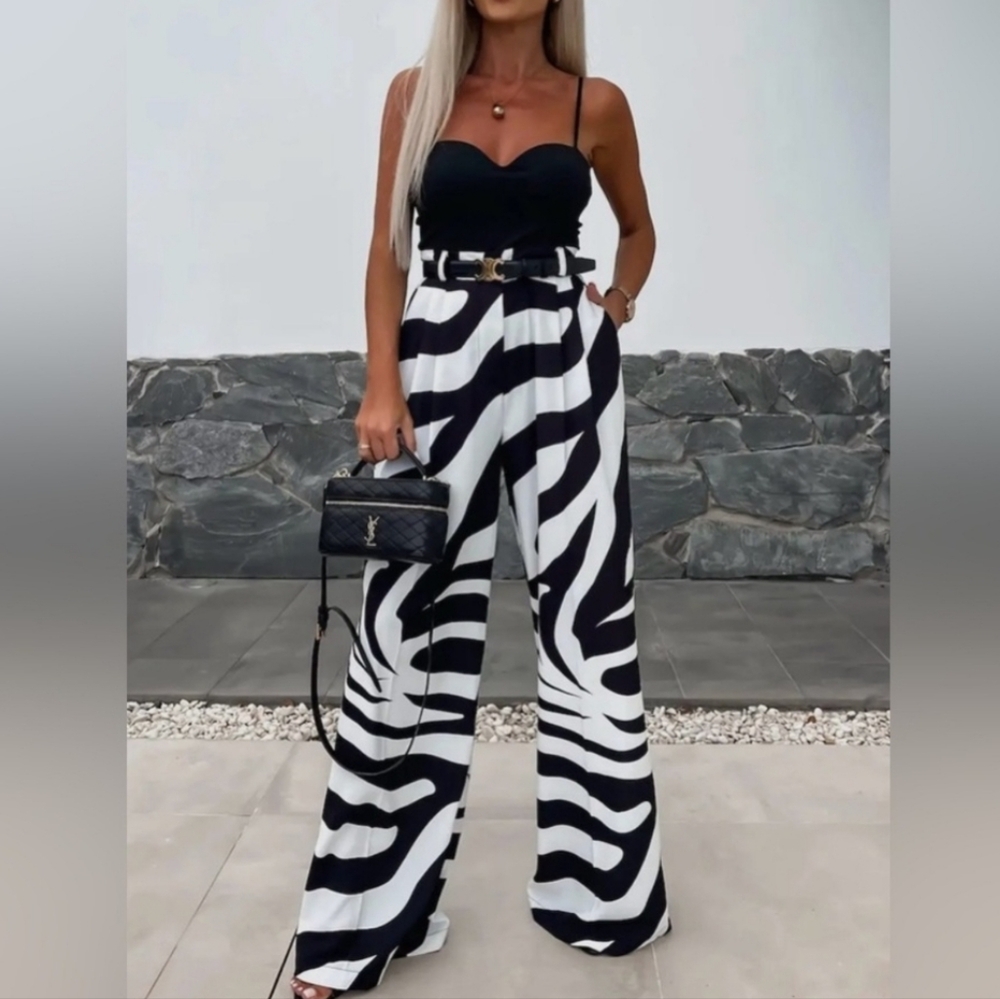 Wide Leg Black and White Zebra Print Pants NwT L